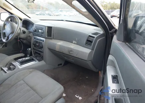 2006 Jeep Grand Cherokee Laredo z USA, uszkodzony, nr VIN 1J4HS48N16C300975